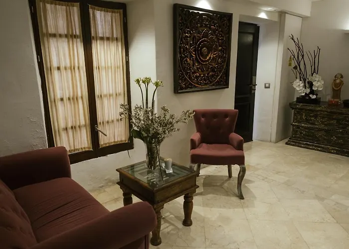 Hc6 Boutique - Adults Only 4* Μαρμπέλλα